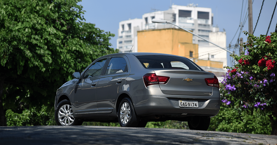 Chevrolet Cobalt Elite - Murilo Góes/UOL