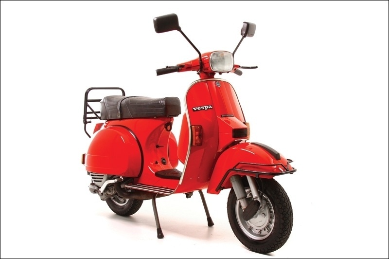 Divulgação - Vespa PX 200