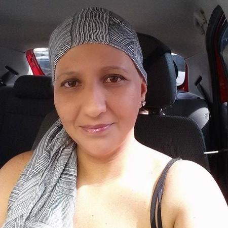 Vanessa Cristina Costa dos Santos Sá, 39, professora, personagem de matéria de UOL Comportamento "câncer e vaidade" - Arquivo Pessoal - Arquivo Pessoal
