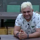 Evandro Santo tenta conversar com Aloísio Chulapa - Reprodução/PlayPlus