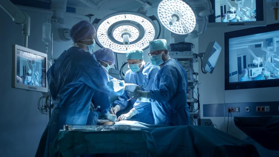 As cirurgias minimamente invasivas pioraram alguns casos de câncer - iStock