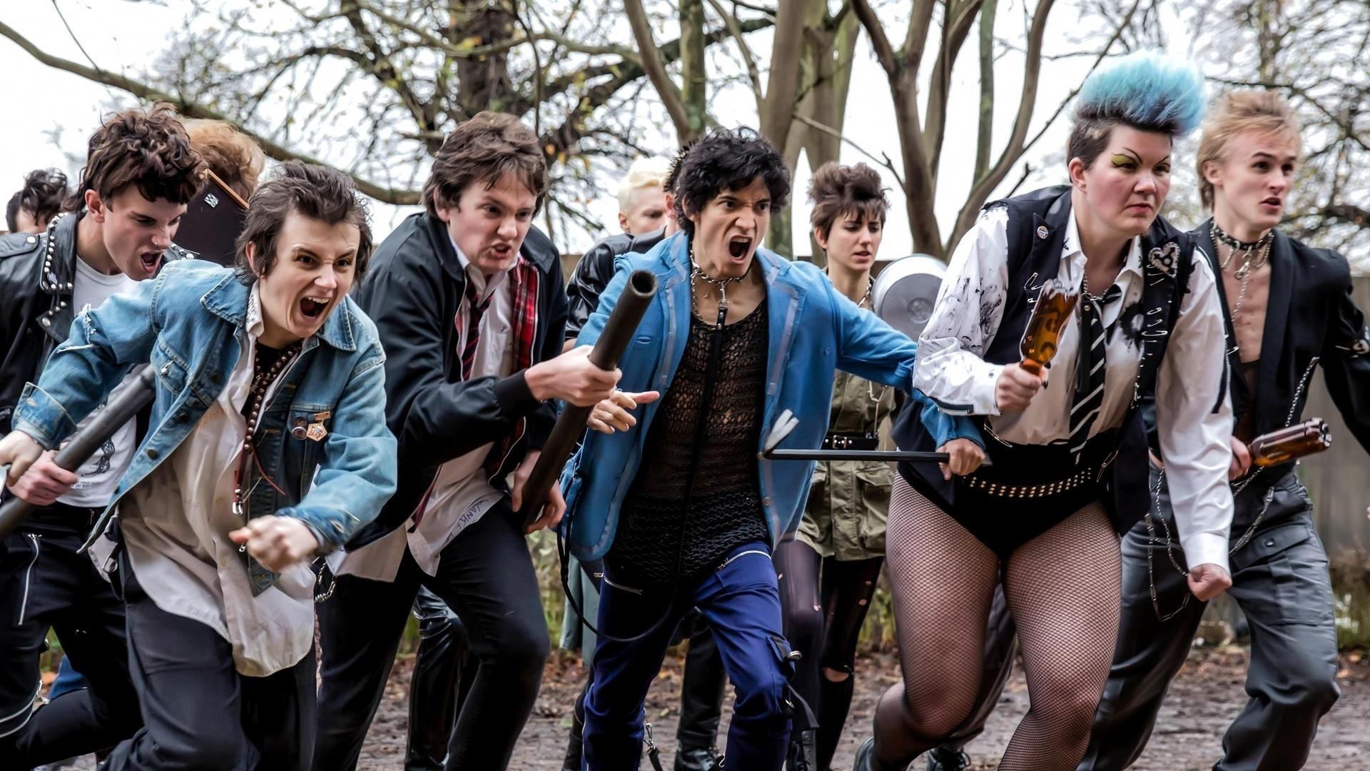 Cena do filme "Como Falar com Garotas em Festas" - Divulgação/Netflix