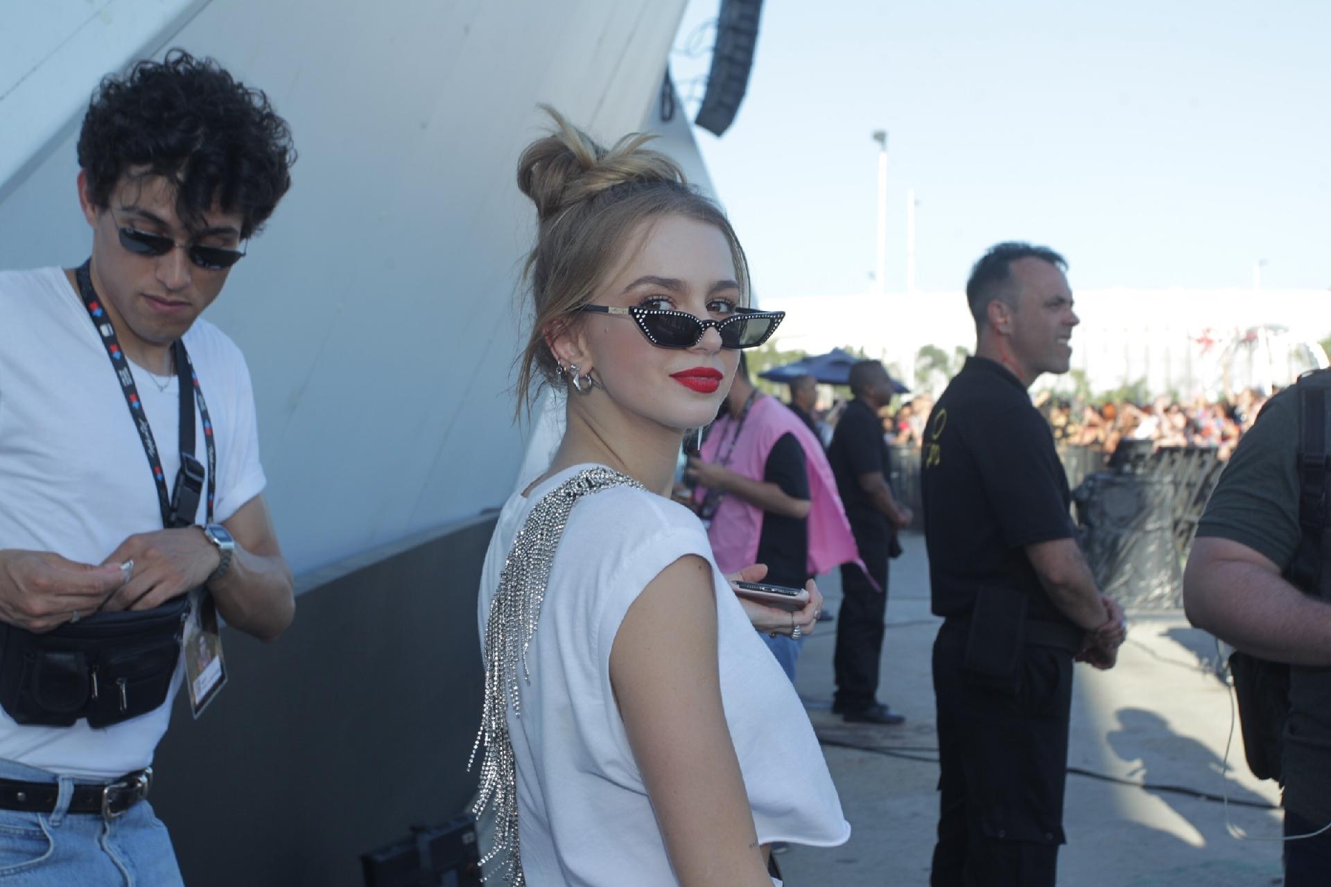 A atriz Isabella Scherer, filha do ex-nadador Xuxa, curte show no sexto dia do Rock in Rio 2019 - Marcelo Sá Barretto/Brazil