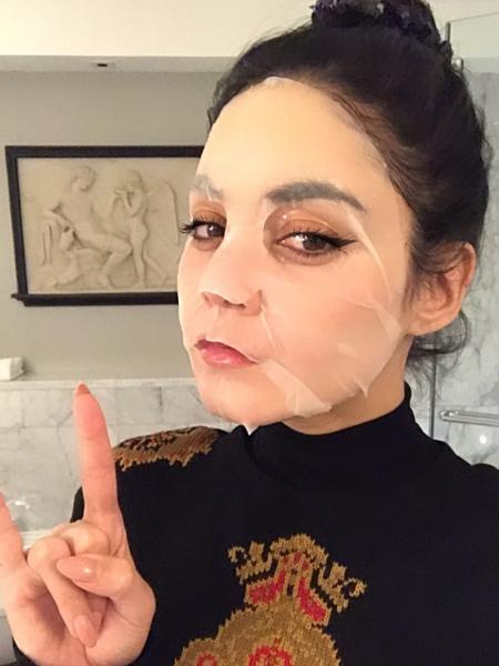 Vanessa Hudgens com máscara facial - REPRODUÇÃO/INSTAGRAM