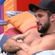 BBB 21: Arthur conversa com Gilberto na sala de estar - Reprodução/Globoplay