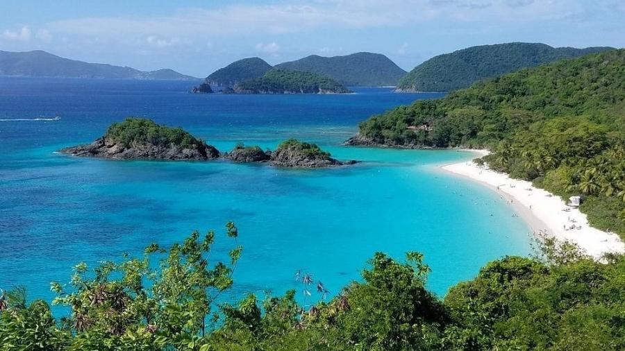 Trunk Bay Beach, nas Ilhas Virgens Americanas, está entre as melhores praias do mundo em 2022 - Reprodução/Tripadvisor