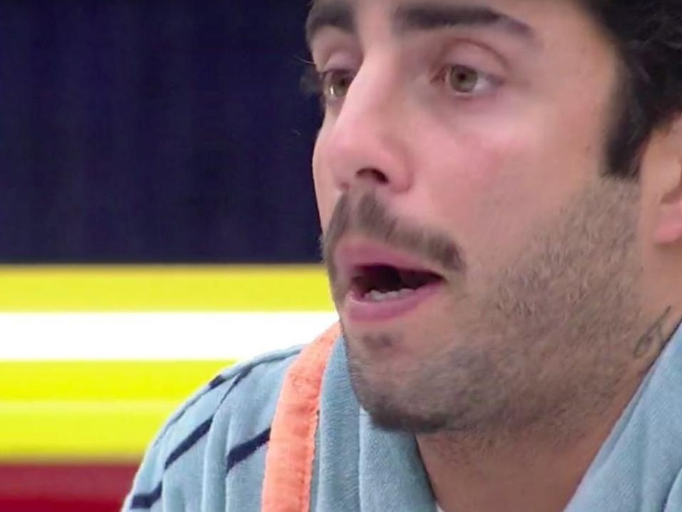 Scooby diz que Arthur não pensa só na amizade, mas por conveniência no jogo