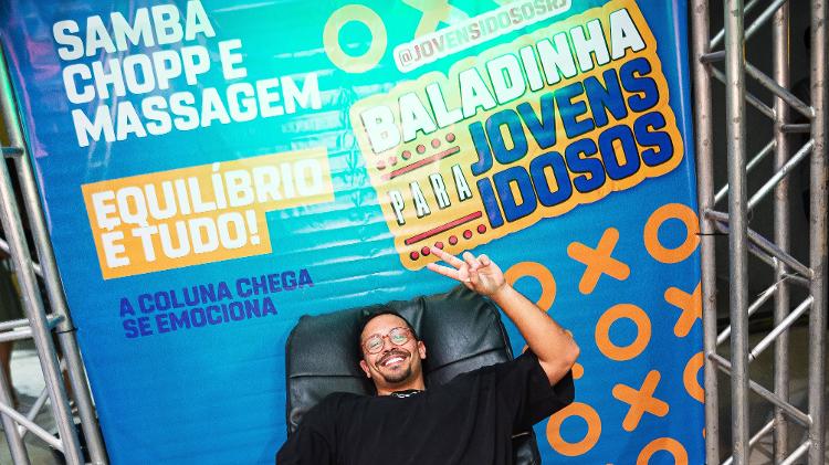  Baladinha para Jovens Idosos tem até cadeira de massagem na pista