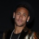 7.mar.2016 - Neymar posa para fotos ao chegar para a festa de aniversário da irmã Rafaella Santos no Villa Mix, em São Paulo - Francisco Cepeda/AgNews