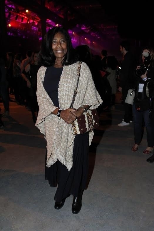 14.jun.2016 - Glória Maria comparece ao Rio Moda Rio - Marcos Ferreira / Brazil News