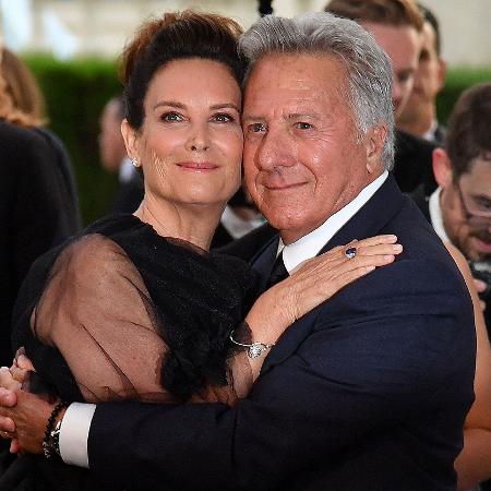 Dustin Hoffman com sua mulher, Lisa, em 2017 - Alberto Pizzoli / AFP