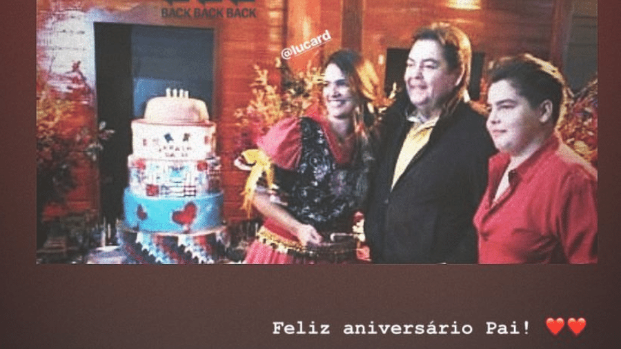 Fausto Silva com a mulher, Luciana Cardoso, e o filho  João Guilherme - Reprodução/Instagram