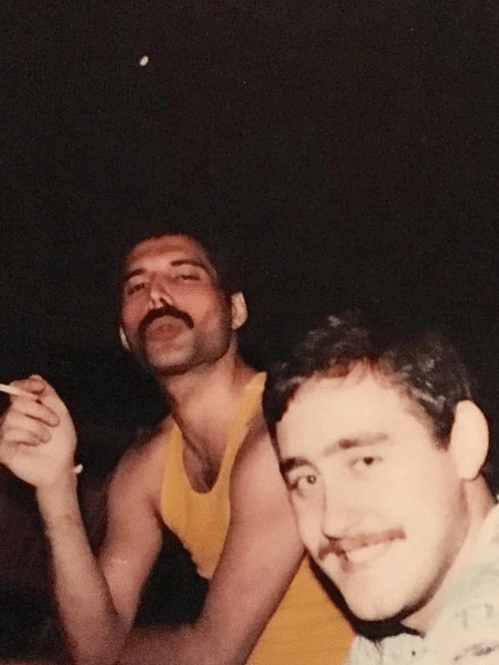 Freddie Mercury e seu assistente pessoal, Peter Freestone - Reprodução/Instagram