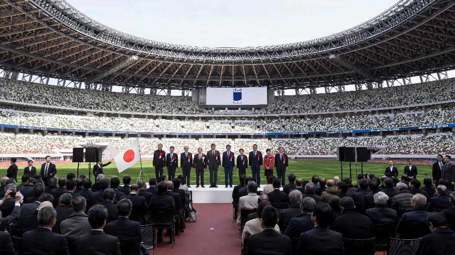 O Novo Estádio Olímpico Nacioal foi inaugurado com a presença do primeiro-ministro, Shinzo Abe - Reuters