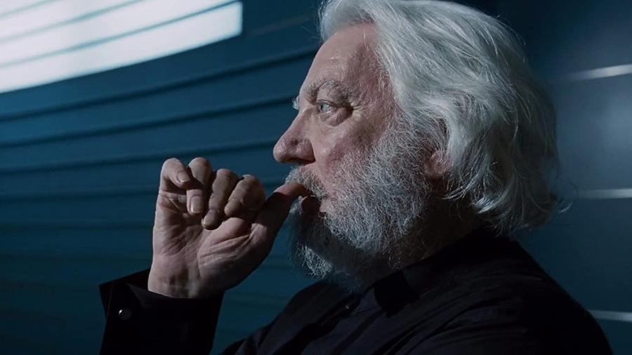 Donald Sutherland como o presidente Snow em "Jogos Vorazes" (2012) - Divulgação/IMDb