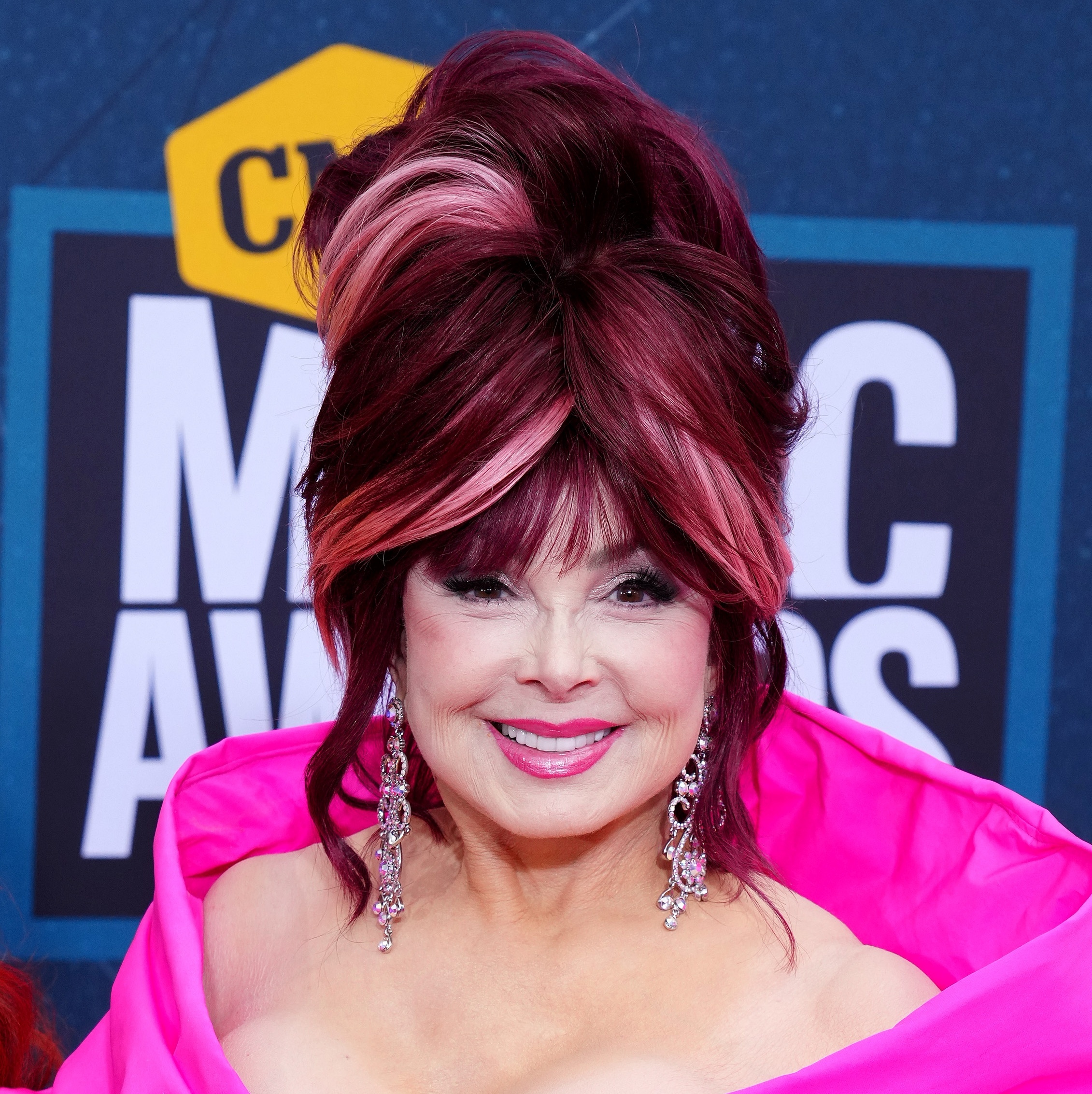 Morre Naomi Judd, estrela do country americano