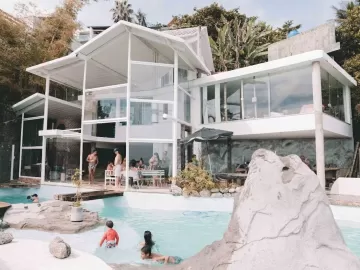 Piscina com vista para o mar: como é casa de Mário Gomes, vendida em leilão