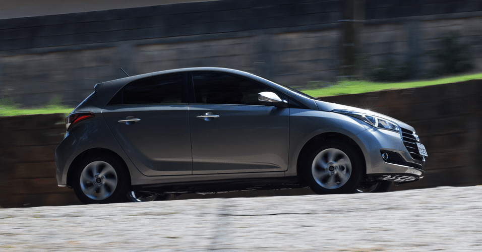 Hyundai HB20 Premium 1.6 A/T - Murilo Góes/UOL