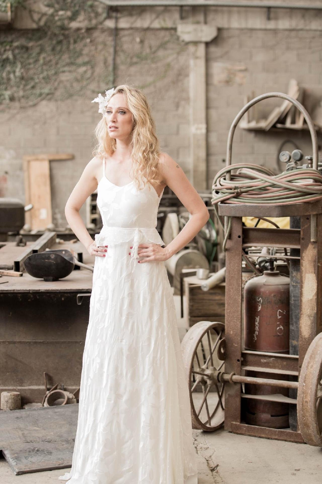 Vestido em devorê de seda pura com nesgas, da Carol Nasser. Preço: R$ 8.200. Informações: www.carolnasser.com.br - Rodrigo Sack/Divulgação