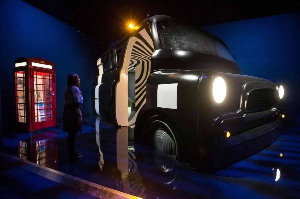 "The Pink Floyd Exhibition: Their Mortal Remains" celebra obra da banda no Victoria and Albert Museum, em Londres - Daniel Leal-Olivas/AFP Photo