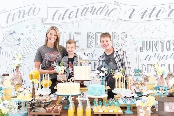 A apresentadora Ana Hickmann celebrou seu aniversário com o filho e o sobrinho - Juliana Laporta