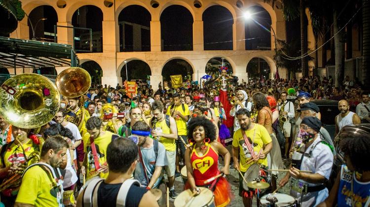 Bloco Besame Mucho, na Lapa, durante o Carnaval 2019 - Luciola Villela/UOL - Luciola Villela/UOL