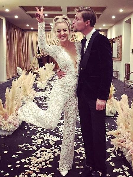 Kaley Cuoco se casa com o namorado, Karl Cook - Reprodução/Instagram