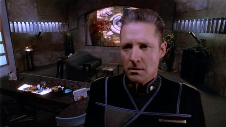 Cena da série “Babylon 5" - Reprodução - Reprodução