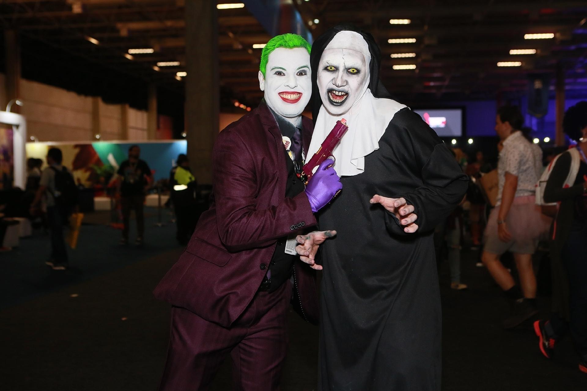 Cosplay de Coringa e Freira - Iwi Onodera/UOL