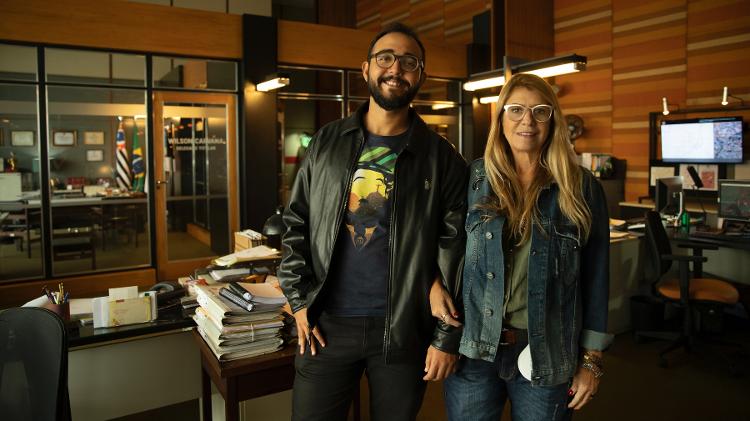 Raphael Montes e Ilana Casoy nos bastidores de "Bom Dia, Verônica" - Suzanna Tierie/Netflix - Suzanna Tierie/Netflix