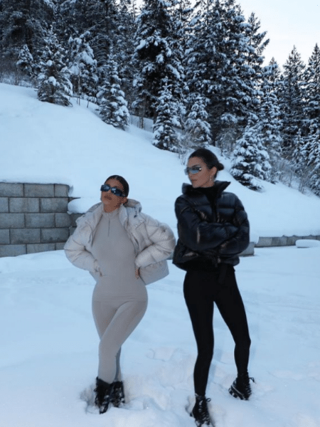 Kylie e Kendall estão passando temporada em casa recém-construída em Aspen, destino de luxo nos EUA - Reprodução/Instagram/@kyliejenner