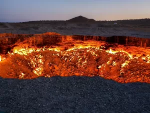 Porta do Inferno: o buraco em chamas há 50 anos causado por erro humano