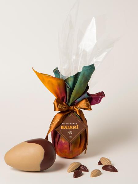 Ovo de Páscoa com chocolate branco e café, da Baiani Ovo de Páscoa com chocolate branco e café, da Baiani