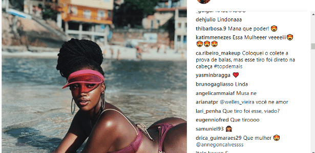 Iza Posa Sexy De Biquni Na Praia E Ganha Elogios De Fa