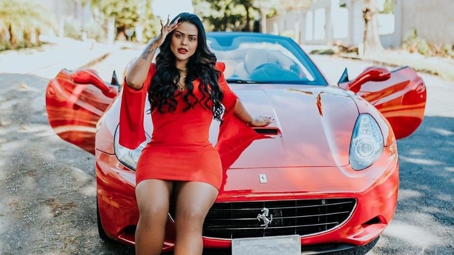 Camila Loures compra Ferrari vermelha avaliada em mais de R$ 1 milhão - Reprodução/Instagram