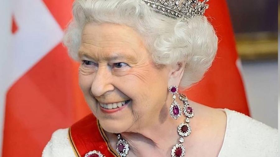 Rainha Elizabeth estaria pagando custos de defesa de Andrew, acusado de abuso sexual - Reprodução/Instagram