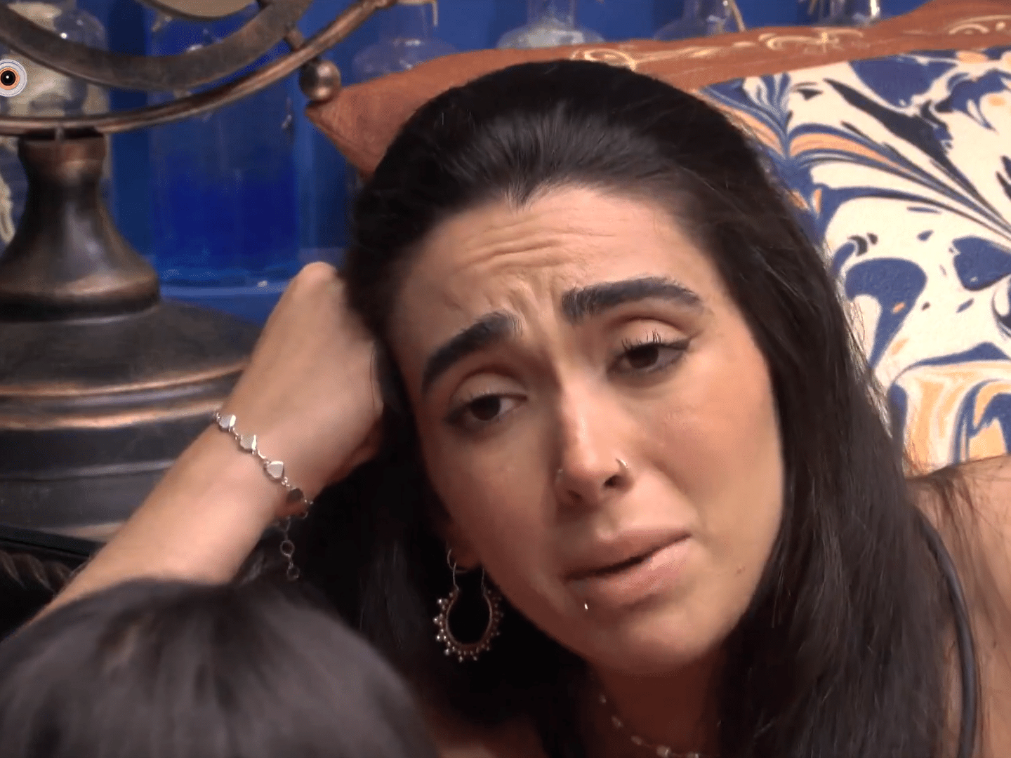 Giovanna alerta sister sobre Davi: 'Só tomou votos porque tá com ele'