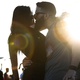 Muitos casais apaixonados trocam beijos no quarto dia de Rock in Rio - Marcos Antonio Teixeira/UOL