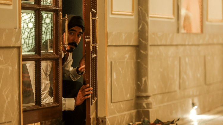 Dev Patel em cena de "Atentado ao Hotel Taj Mahal" - Divulgação - Divulgação