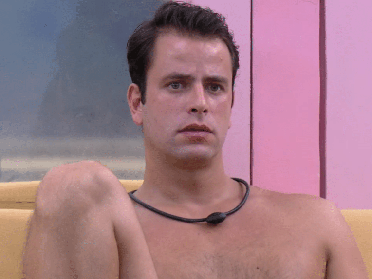 Gustavo detona Arthur Aguiar: 'É muito intransigente'