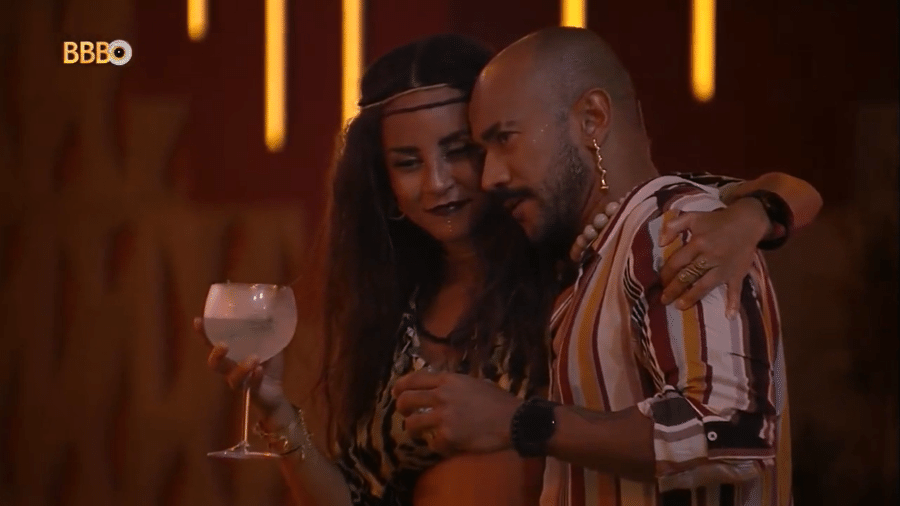 BBB 23: Domitila tenta animar Ricardo Alface na festa de Sarah - Reprodução/Globoplay