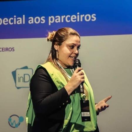 Camila Galvão, 34, é jornalista e teve crise de burnout no ano passado