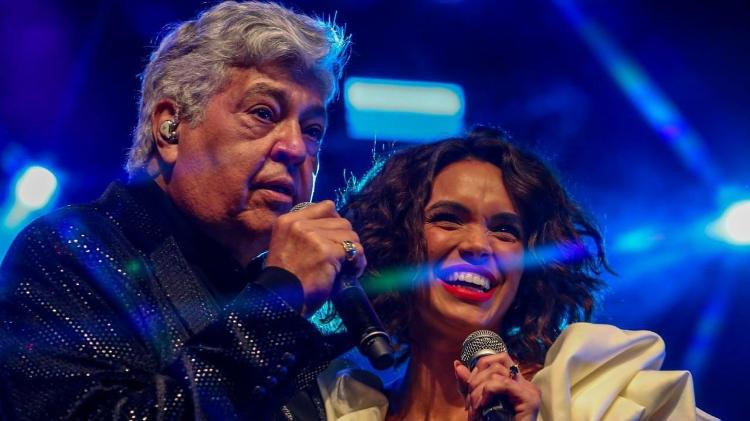 Giovana Cordeiro cantou com Sidney Magal em show