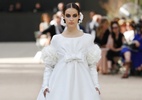 Semana de Alta Costura de Paris inspira vestidos para noivas luxuosas - AFP