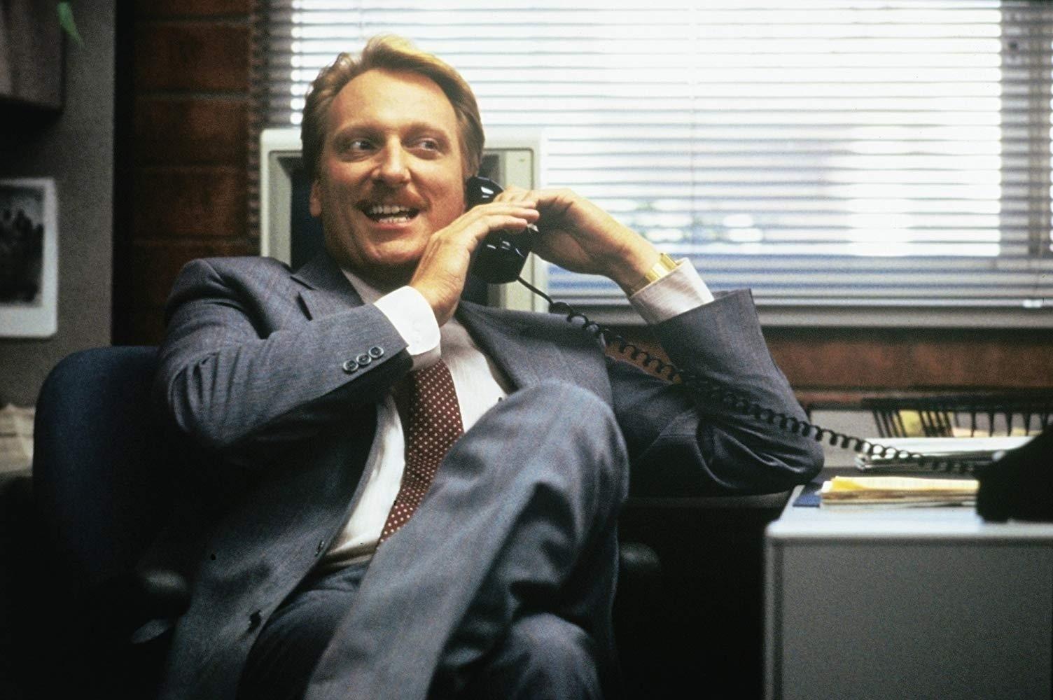 Jeffrey Jones em cena de "Curtindo a Vida Adoidado" (1986) - Divulgação