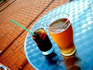 O que tem mais açúcar, cerveja ou refrigerante? Qual o pior para a saúde?