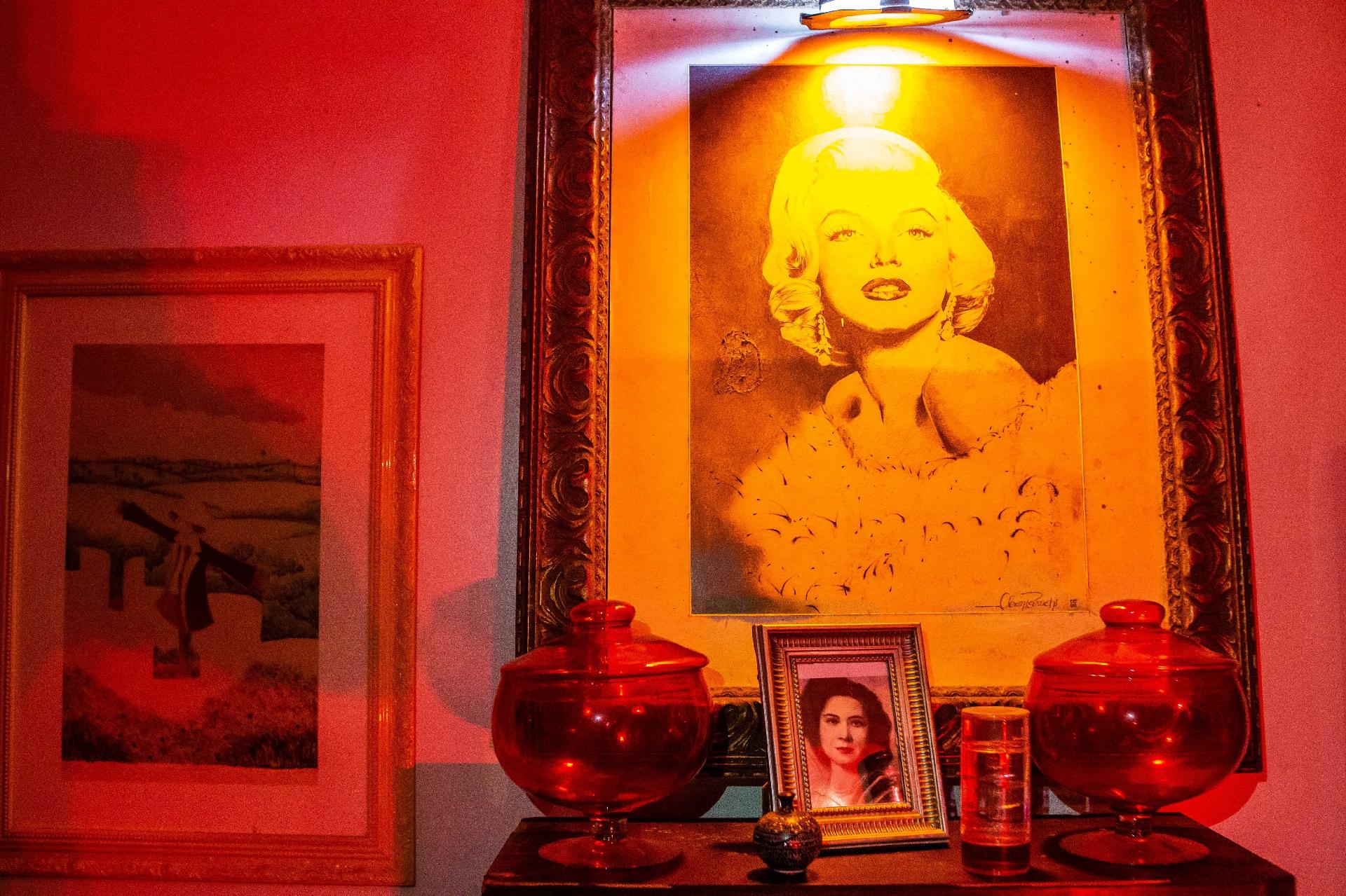 Casa de Cacilda Becker reúne objetos, fotografias e materiais históricos relacionados à artista - Edson Lopes Jr./UOL