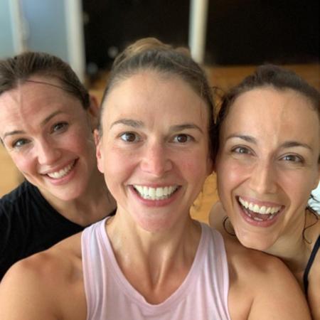 As atrizes Jennifer Garner (esq.) Sutton Foster (centro) e Beth Nicely após treino - Reprodução/Instagram
