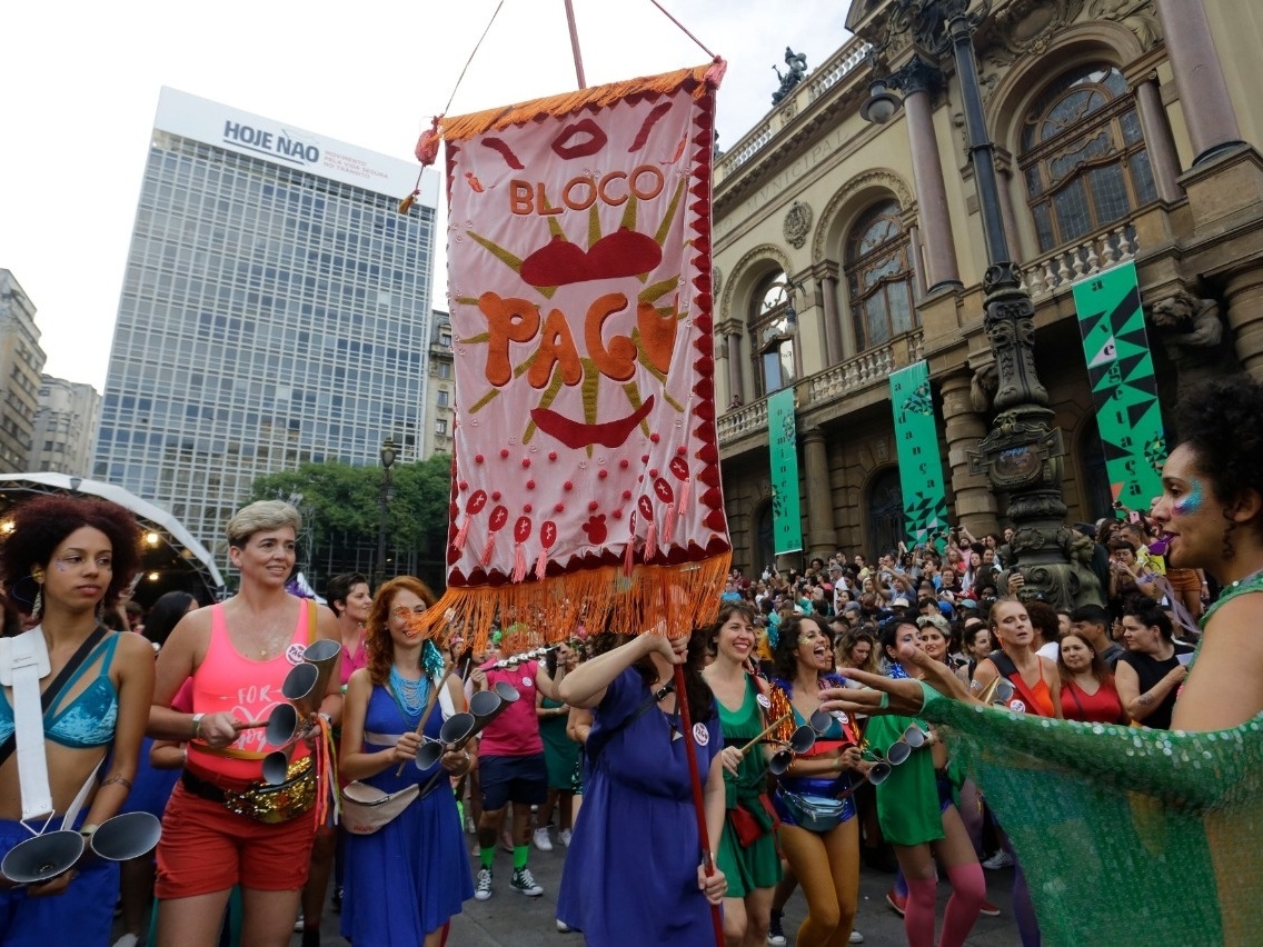 Rio: Associação de blocos diz que Carnaval de rua só acontecerá