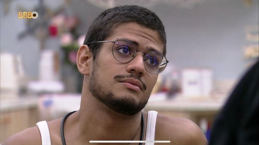 BBB 23: Gabriel abre voto das sisters do Deserto para Sarah - Reprodução/Globoplay